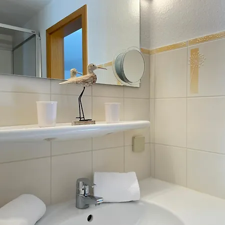 Bohn 'seeschwalbe', Wilhelmstrasse Apartament